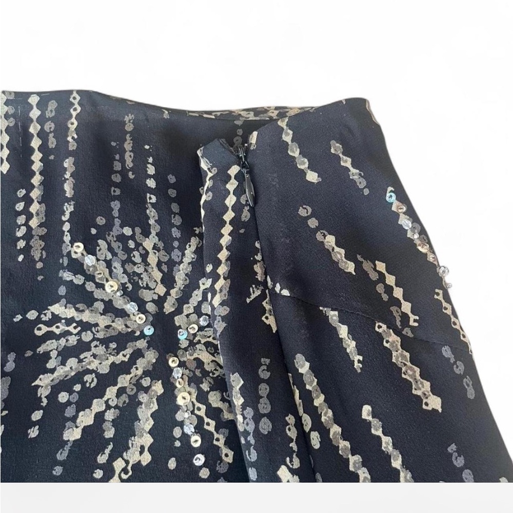 whimsical with a touch of fairy vibes Alfani silk Black Skirt size 10 - Picture 5 of 7